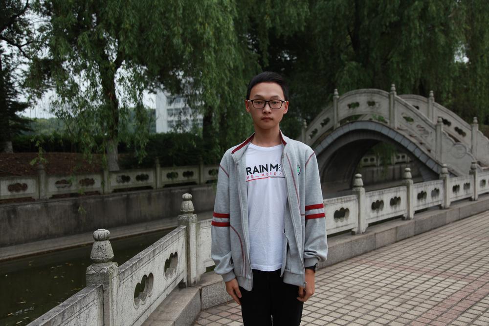 周志豪.jpg