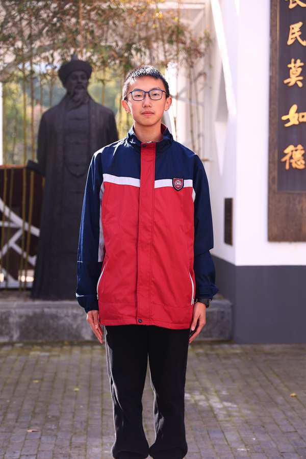 周旭奕.jpg