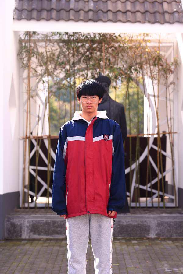 周鑫瑞.jpg